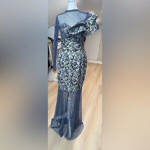 Vary nice and expensive fabric drees